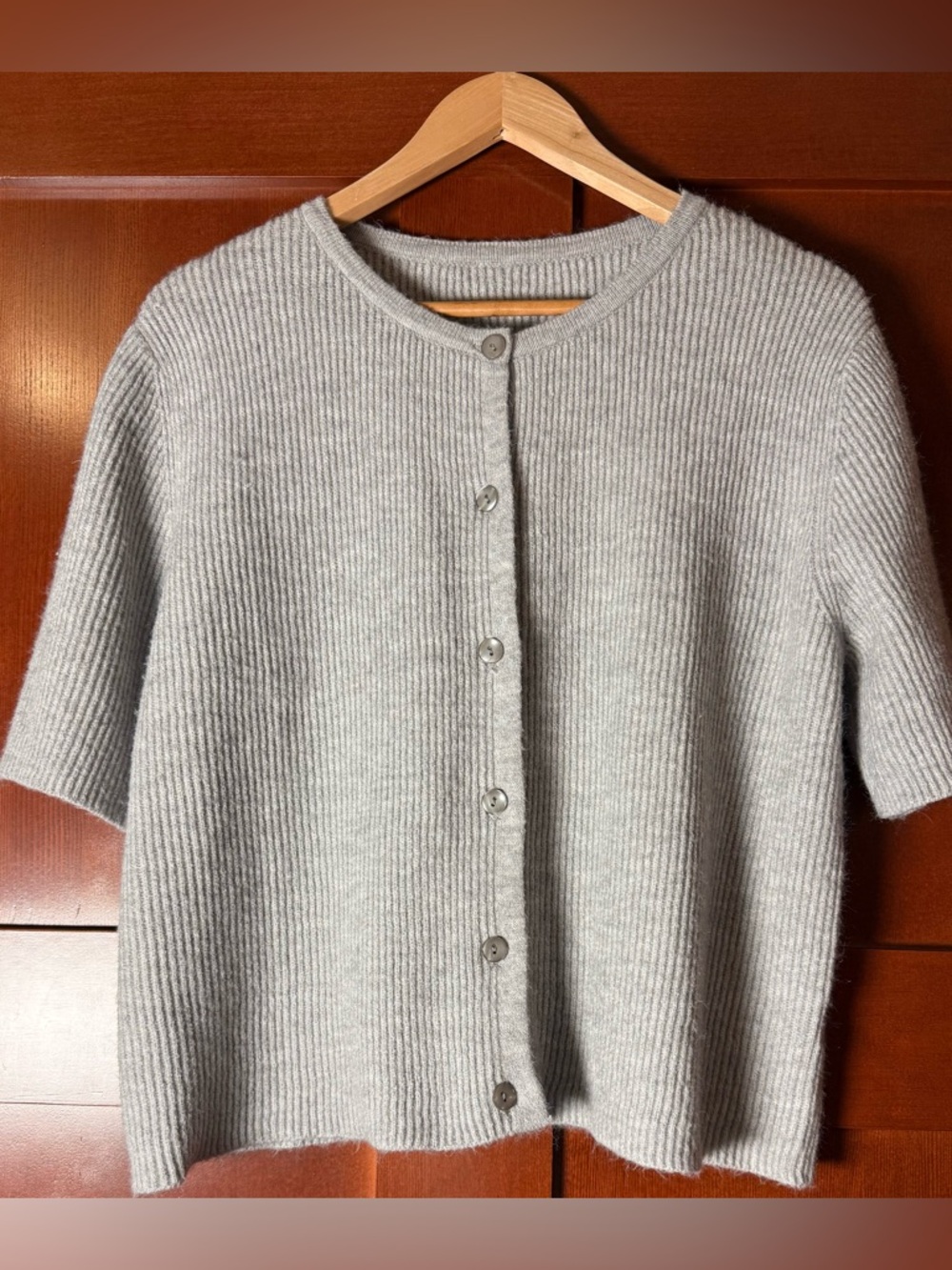 Light Gray Ribbed Elbow-Sleeve Button-Front Boxy Cardigan Size Large